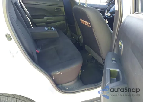 2013 Mitsubishi Outlander Sport Es z USA, uszkodzony, nr VIN 4A4AP3AU5DE008972